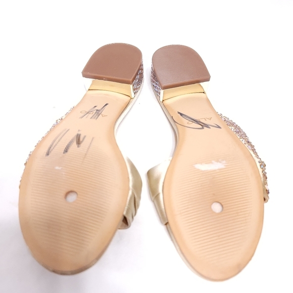 ALDO SPARKLE Slip-On 1.25" Heels - Picture 3 of 8